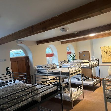 Llanfyllin Workhouse - Y Dolydd Hostel Ngoại thất bức ảnh