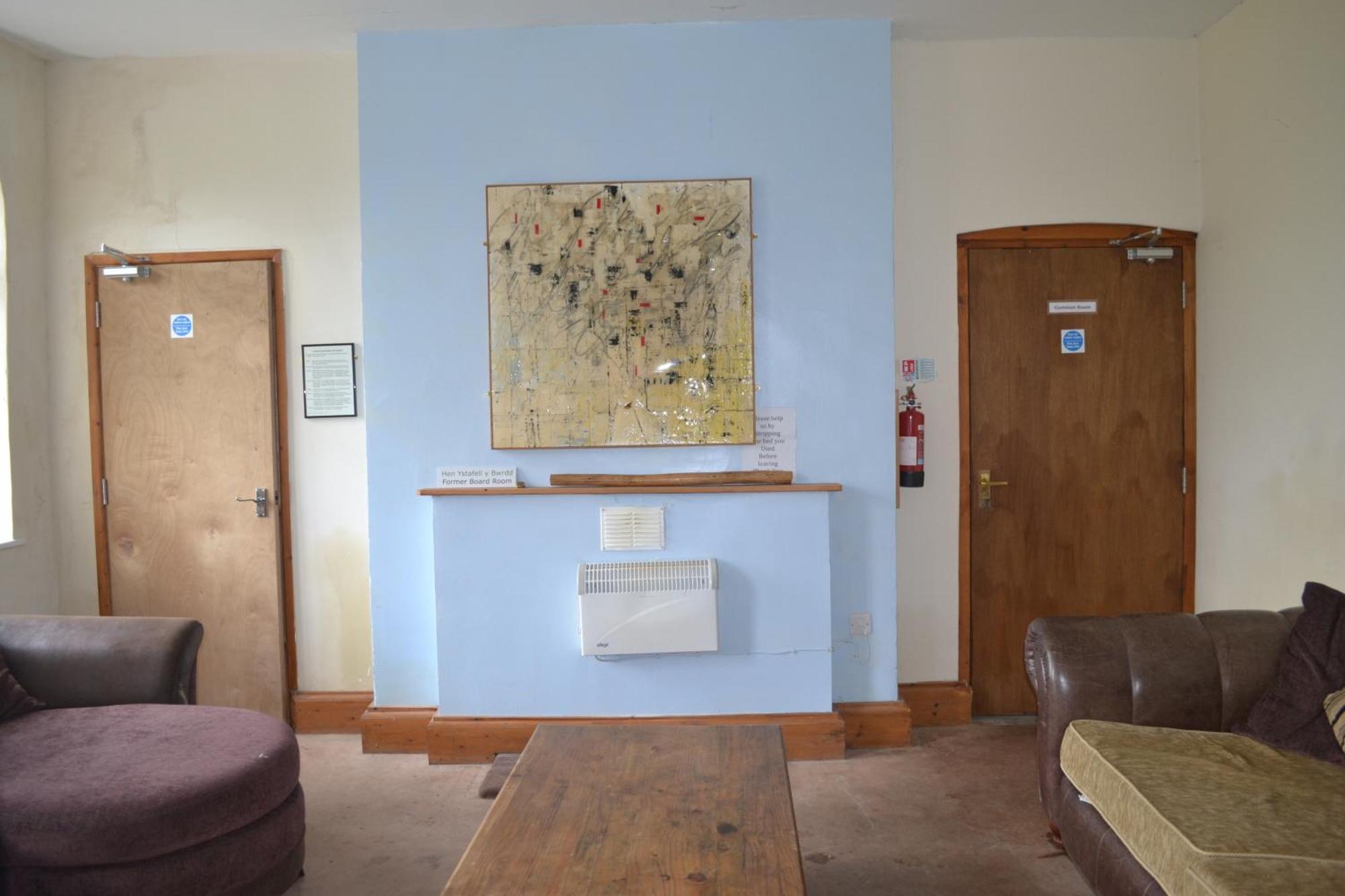 Llanfyllin Workhouse - Y Dolydd Hostel Ngoại thất bức ảnh